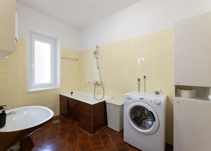 To & Old Town Apartman *