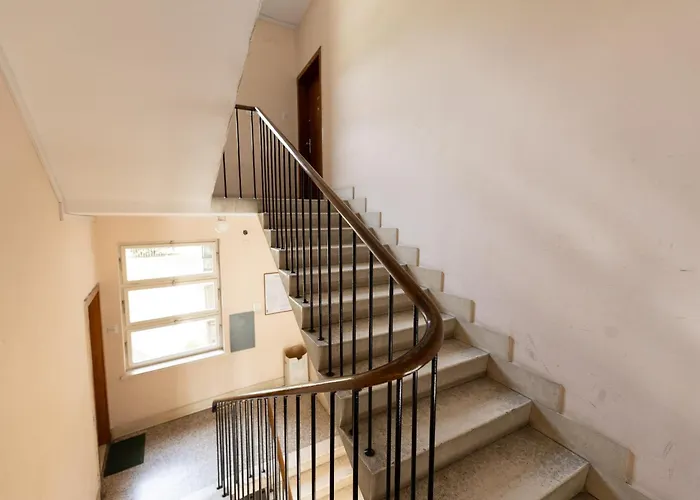 To & Old Town Apartman