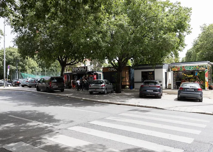 To & Old Town Apartman *